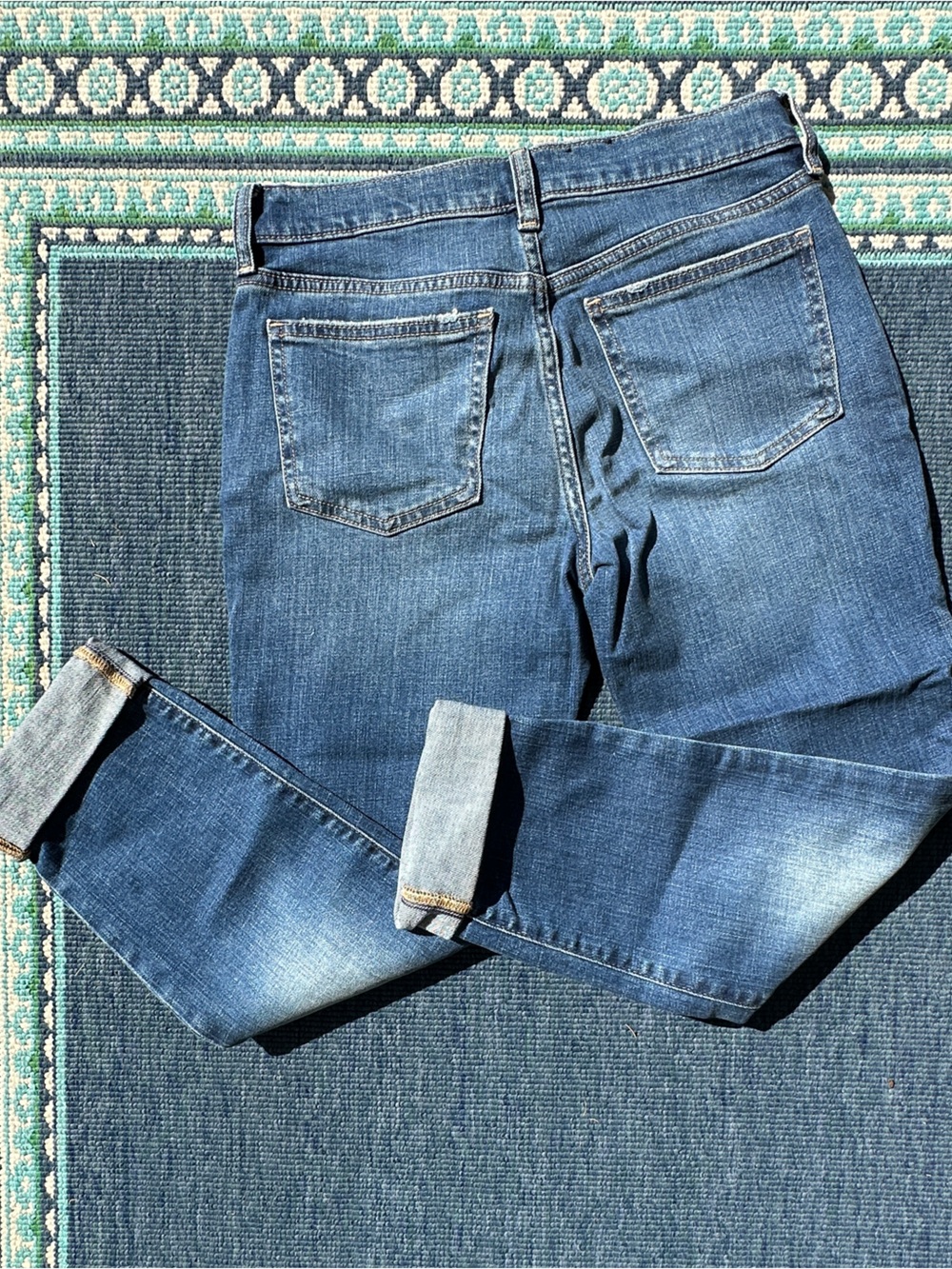 GAP Girlfriend mid rise dark indigo Blue Straight Jeans size 0/25 - Picture 4 of 12